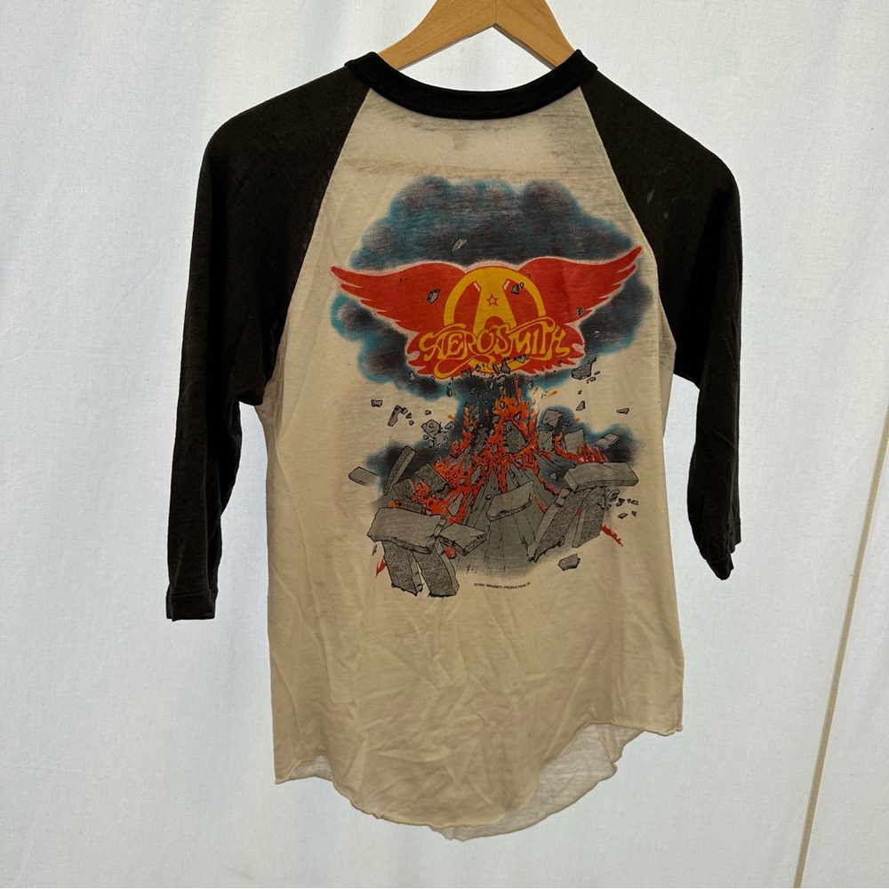 Vintage 1982 Aerosmith baseball T-shirt medium